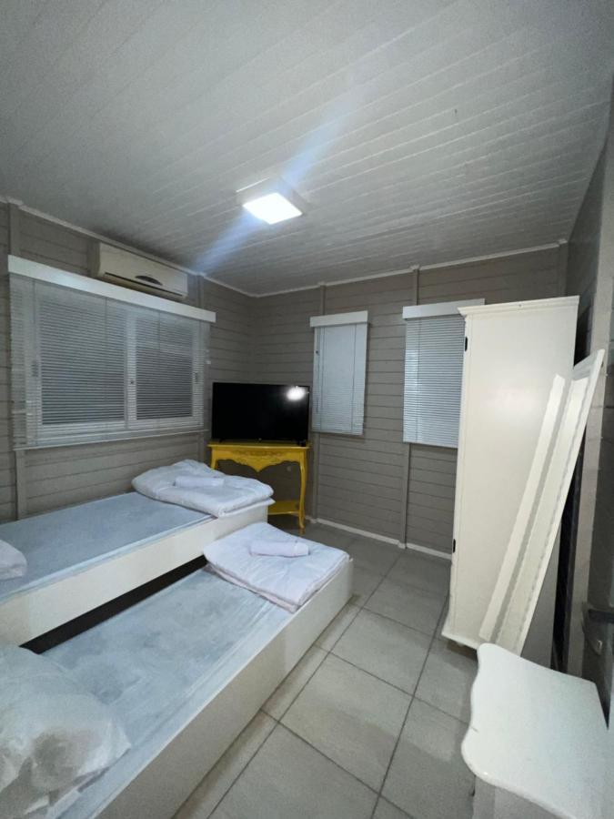 Uluwatu Hostel ฟลอเรียนอโปลิส ภายนอก รูปภาพ